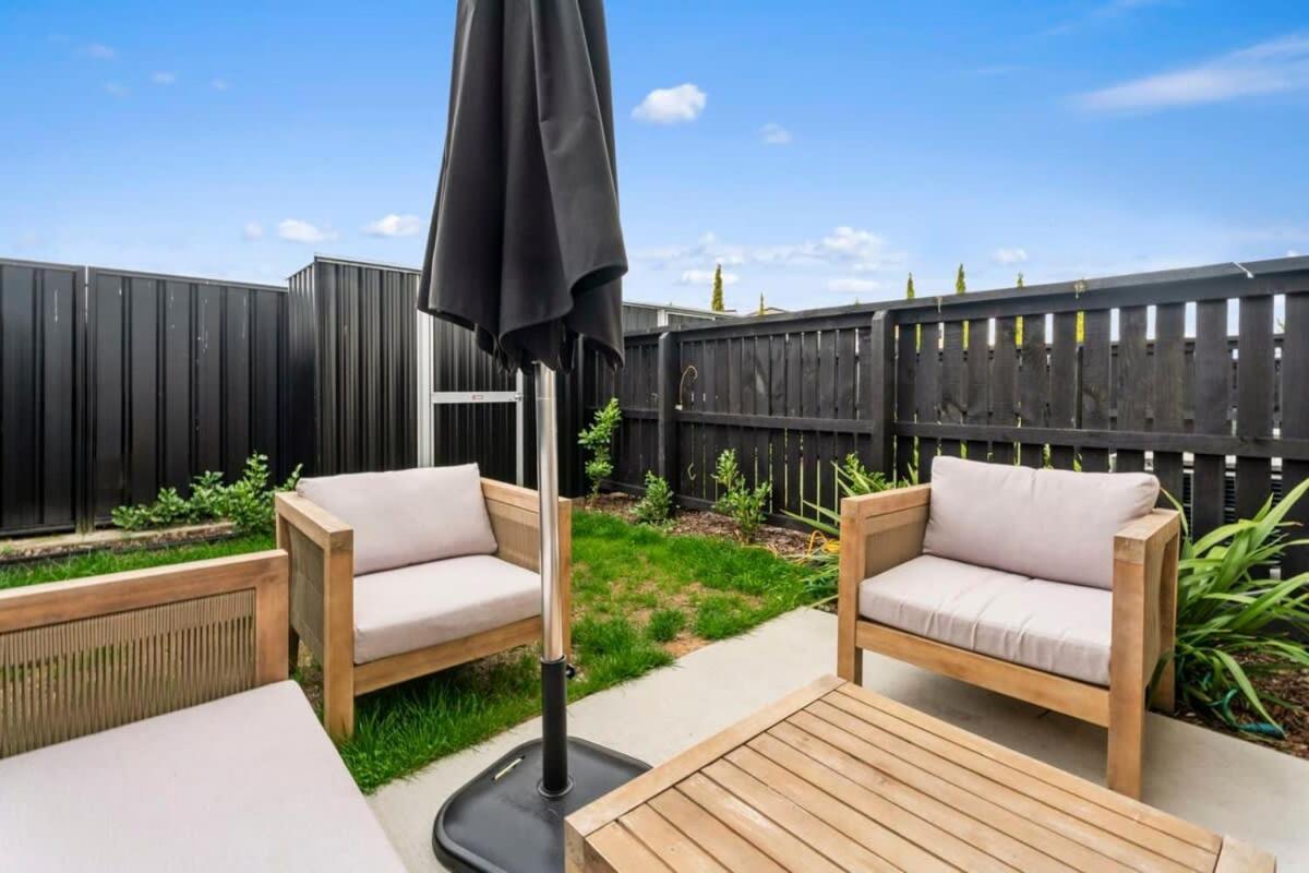 Wanaka Riverside Townhouse Retreat Albert Town Екстериор снимка