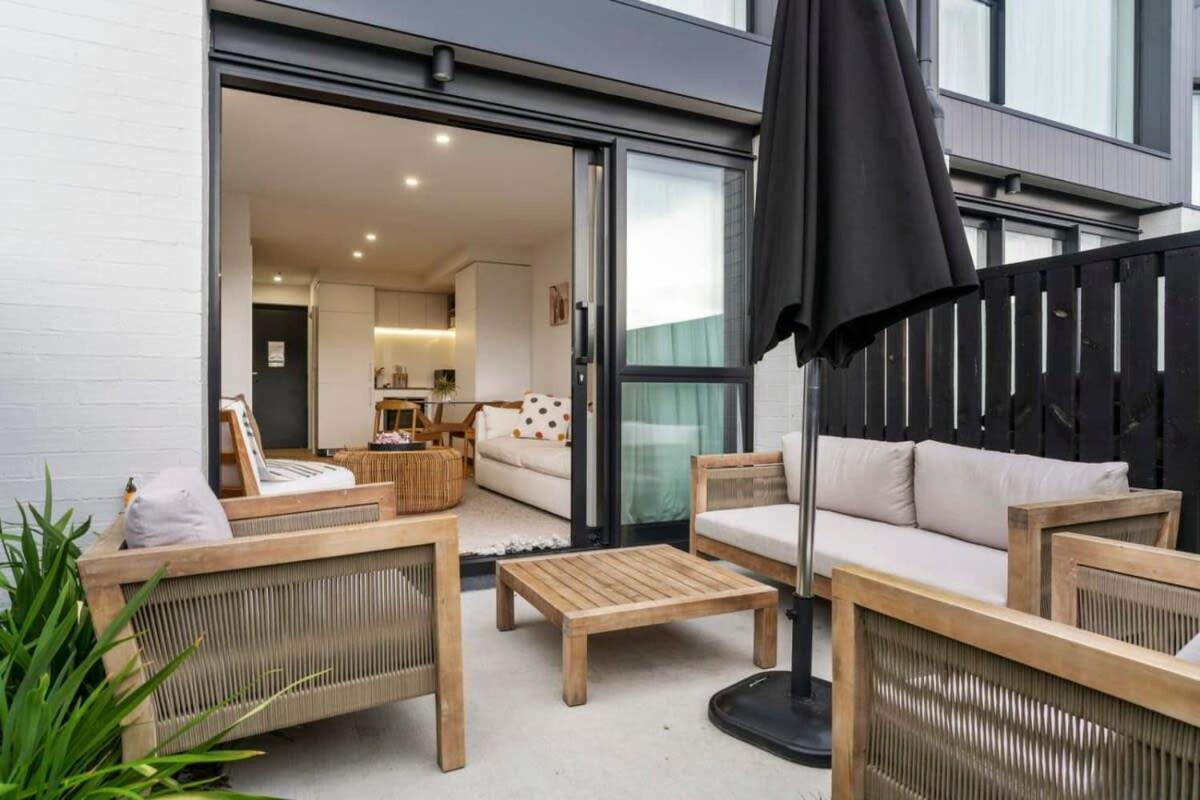 Wanaka Riverside Townhouse Retreat Albert Town Екстериор снимка